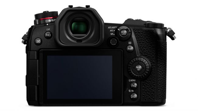 Panasonic G9 имеет самый большой коэффициент увеличения 0,83x в OLED LVF-видоискателе в классе системных камер