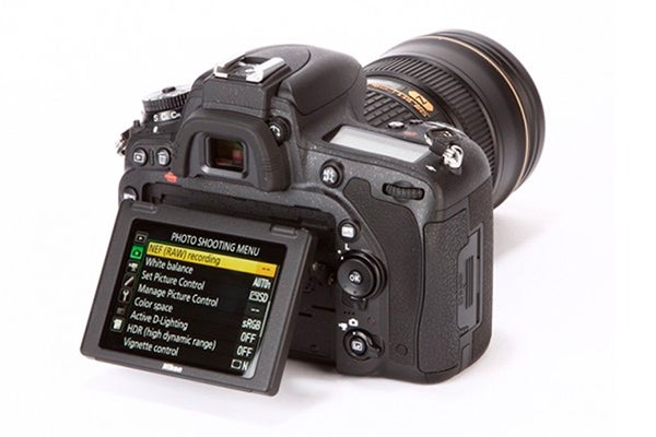 Ключевые особенности Nikon D750